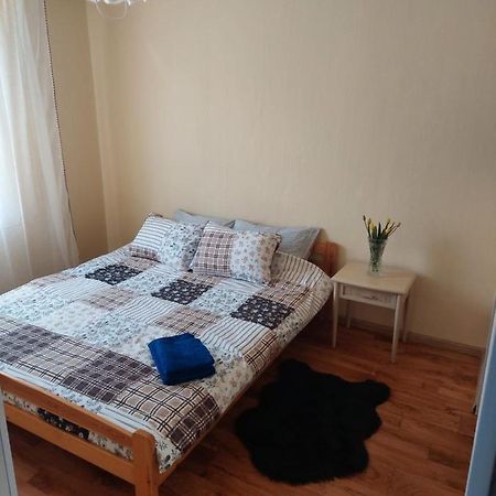 Piladzi Lägenhet Liepāja Exteriör bild